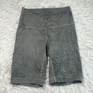 Lululemon Wunder Train High-Rise Short 8" Thread Dye Rover Black